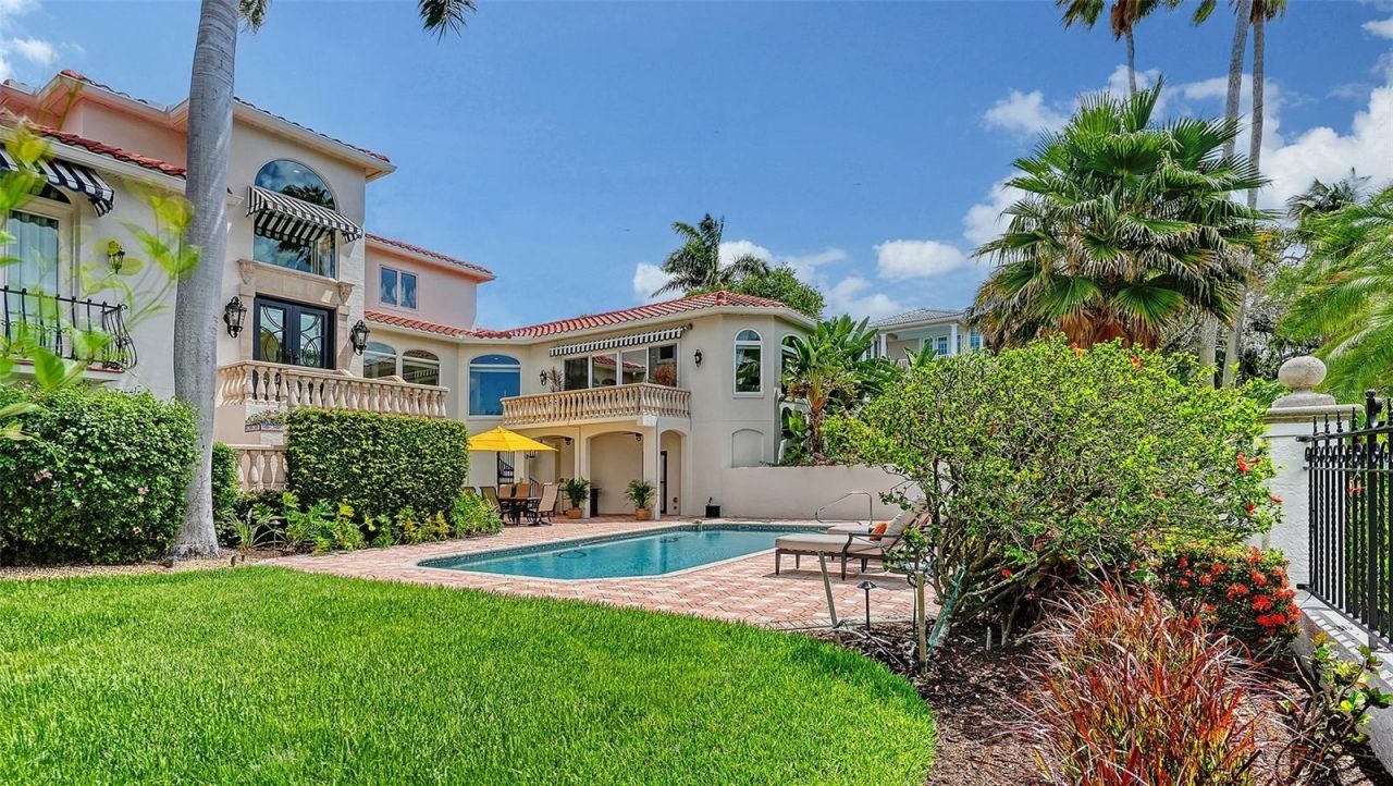 1023 Tocobaga Lane, Sarasota, FL 34236 Photo