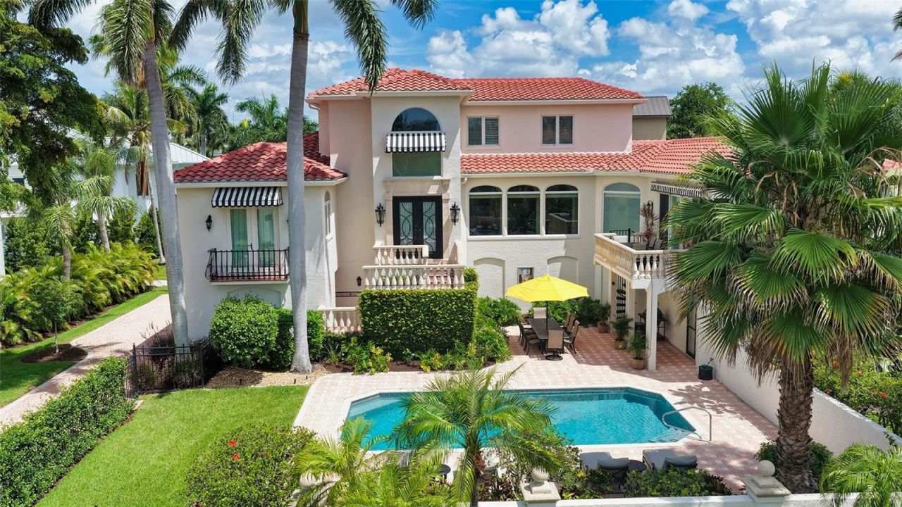 1023 Tocobaga Lane, Sarasota, FL 34236 Photo