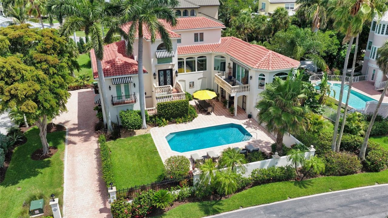 1023 Tocobaga Lane, Sarasota, FL 34236 Photo