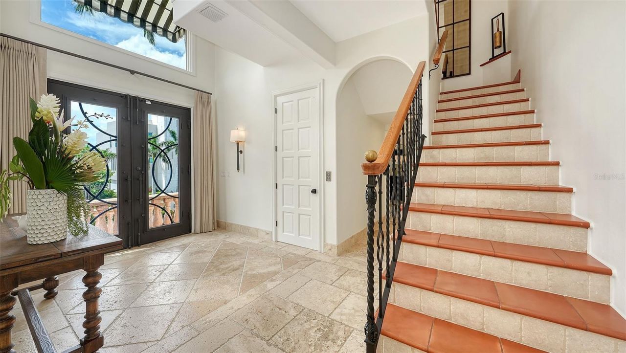 1023 Tocobaga Lane, Sarasota, FL 34236 Photo