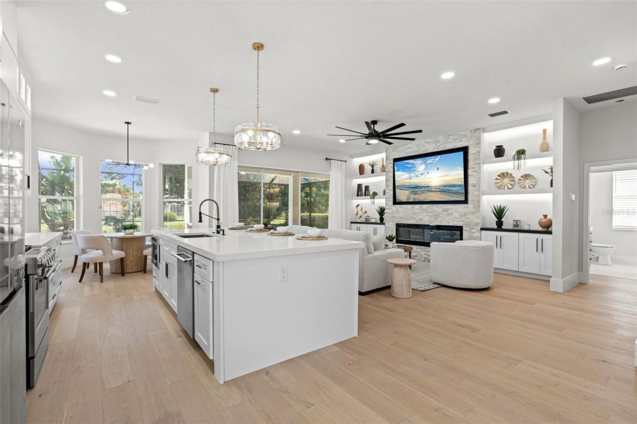 7318 Eaton Court, University Park, FL 34201 Photo