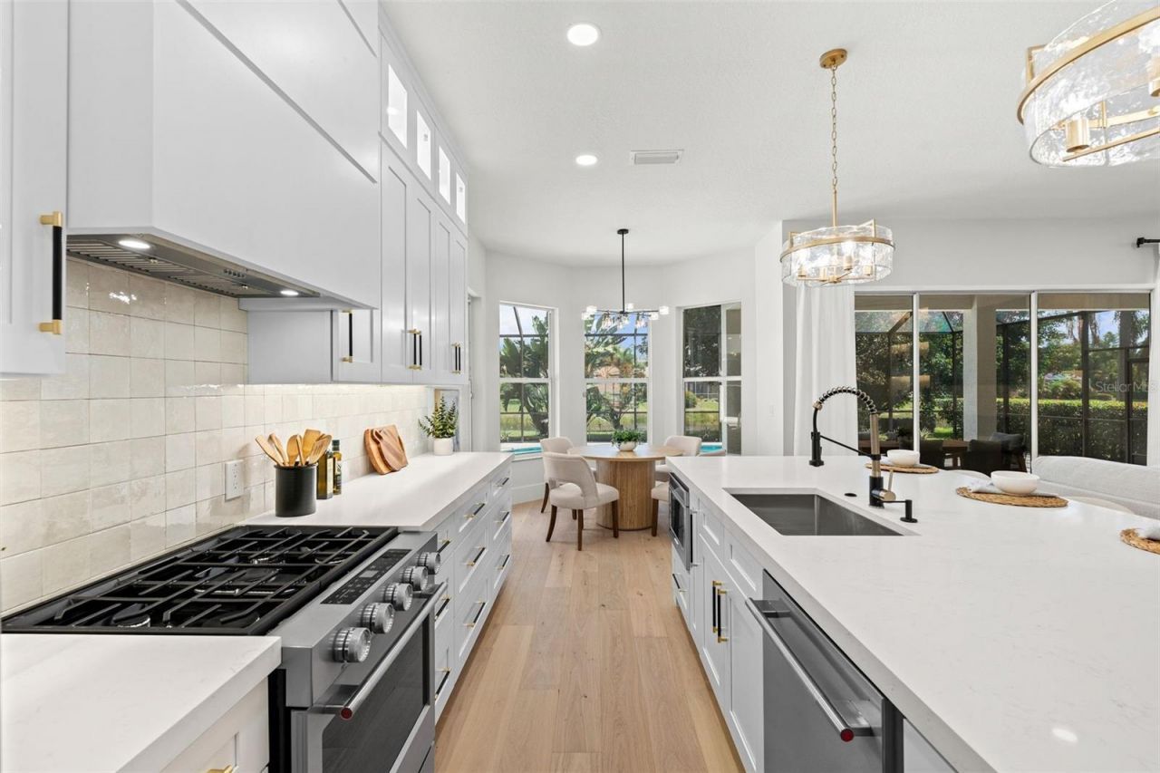 7318 Eaton Court, University Park, FL 34201 Photo