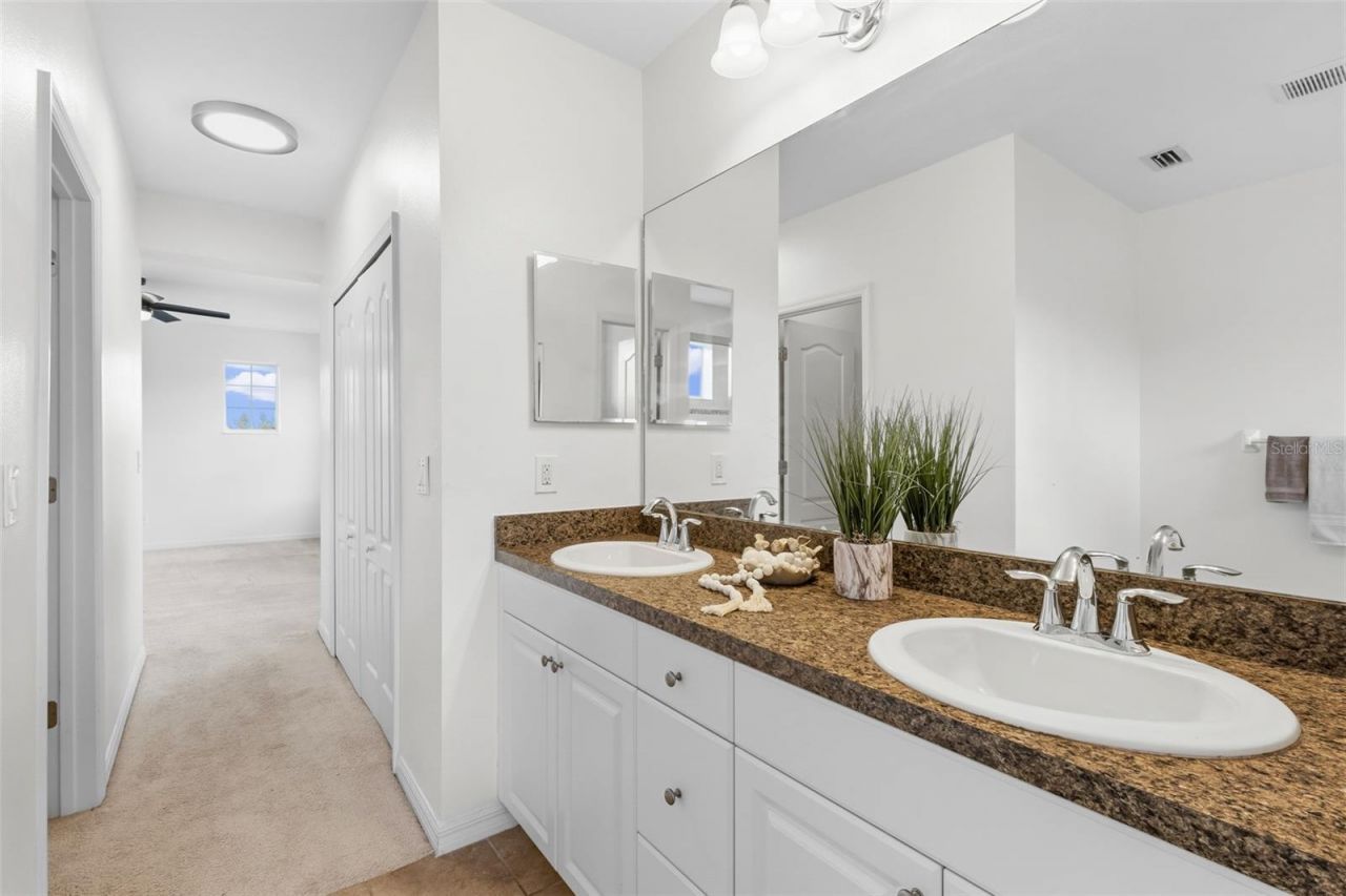 12224 Longview Lake Circle, Bradenton, FL 34211 Photo