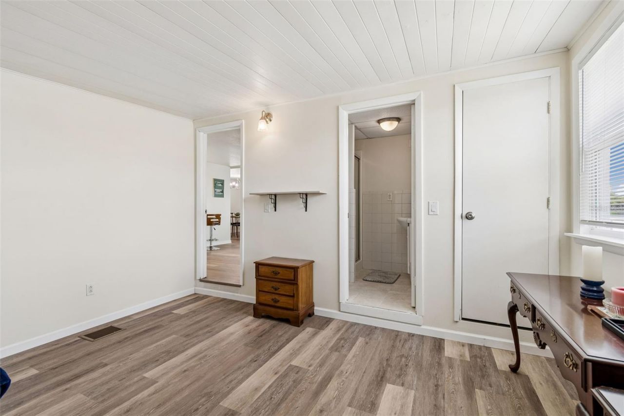 7186 Mount Arlington Drive Ne, Unit 421, Saint Petersburg, FL 33702 Photo
