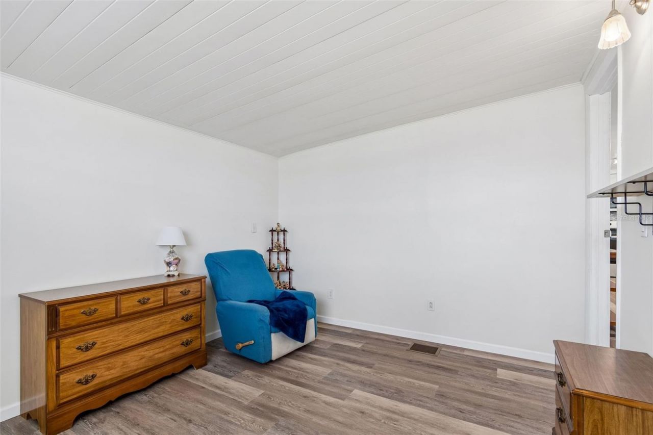 7186 Mount Arlington Drive Ne, Unit 421, Saint Petersburg, FL 33702 Photo