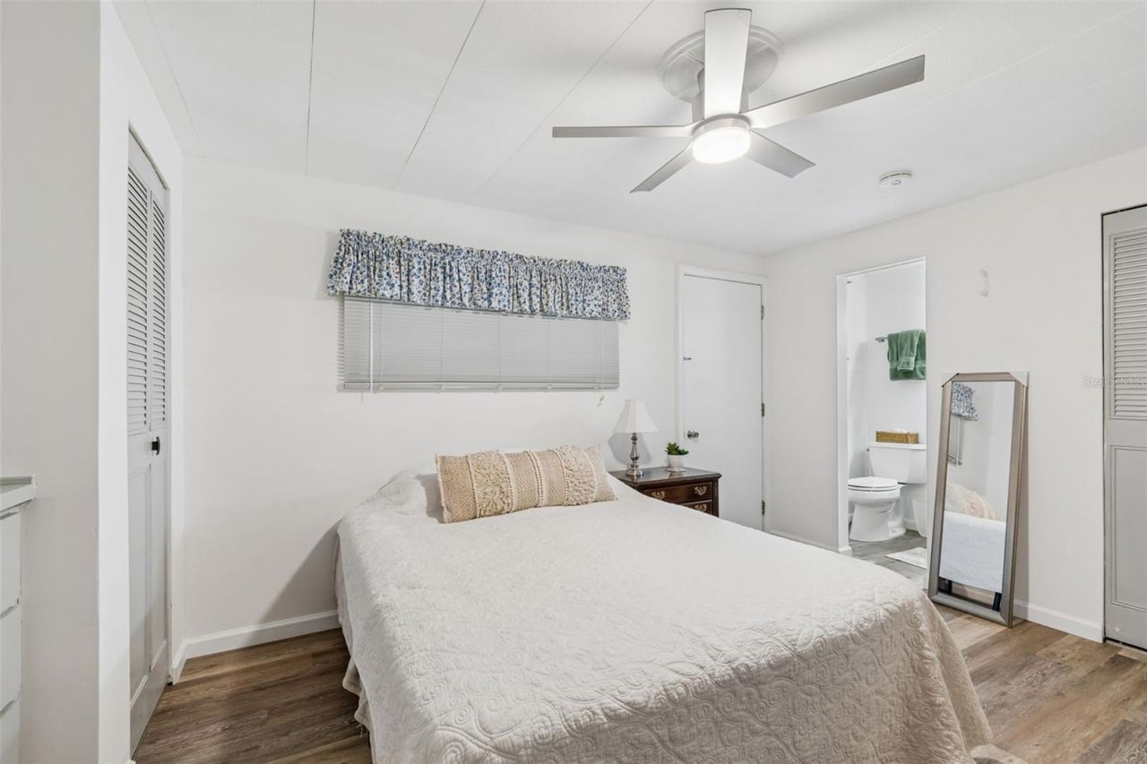 7186 Mount Arlington Drive Ne, Unit 421, Saint Petersburg, FL 33702 Photo
