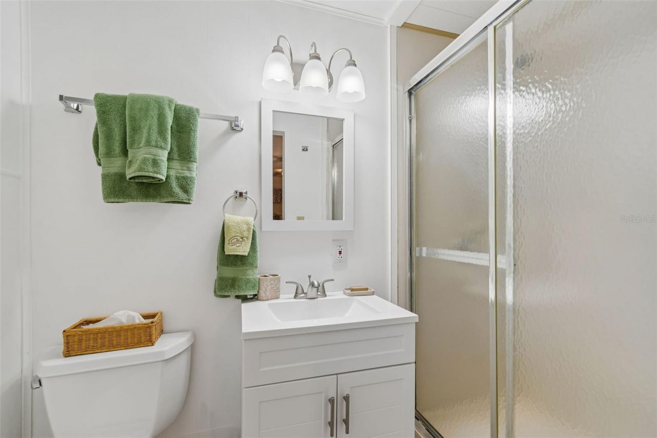 7186 Mount Arlington Drive Ne, Unit 421, Saint Petersburg, FL 33702 Photo