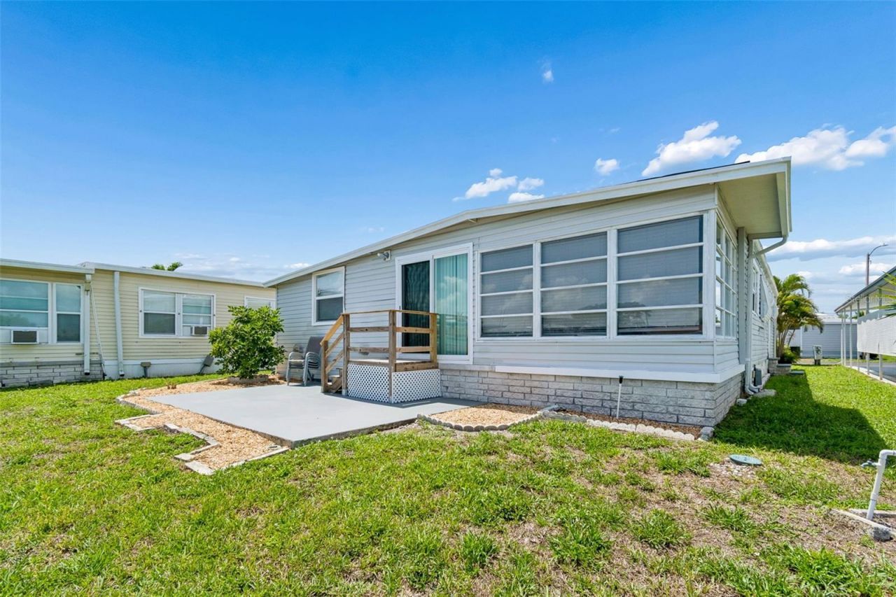 7186 Mount Arlington Drive Ne, Unit 421, Saint Petersburg, FL 33702 Photo