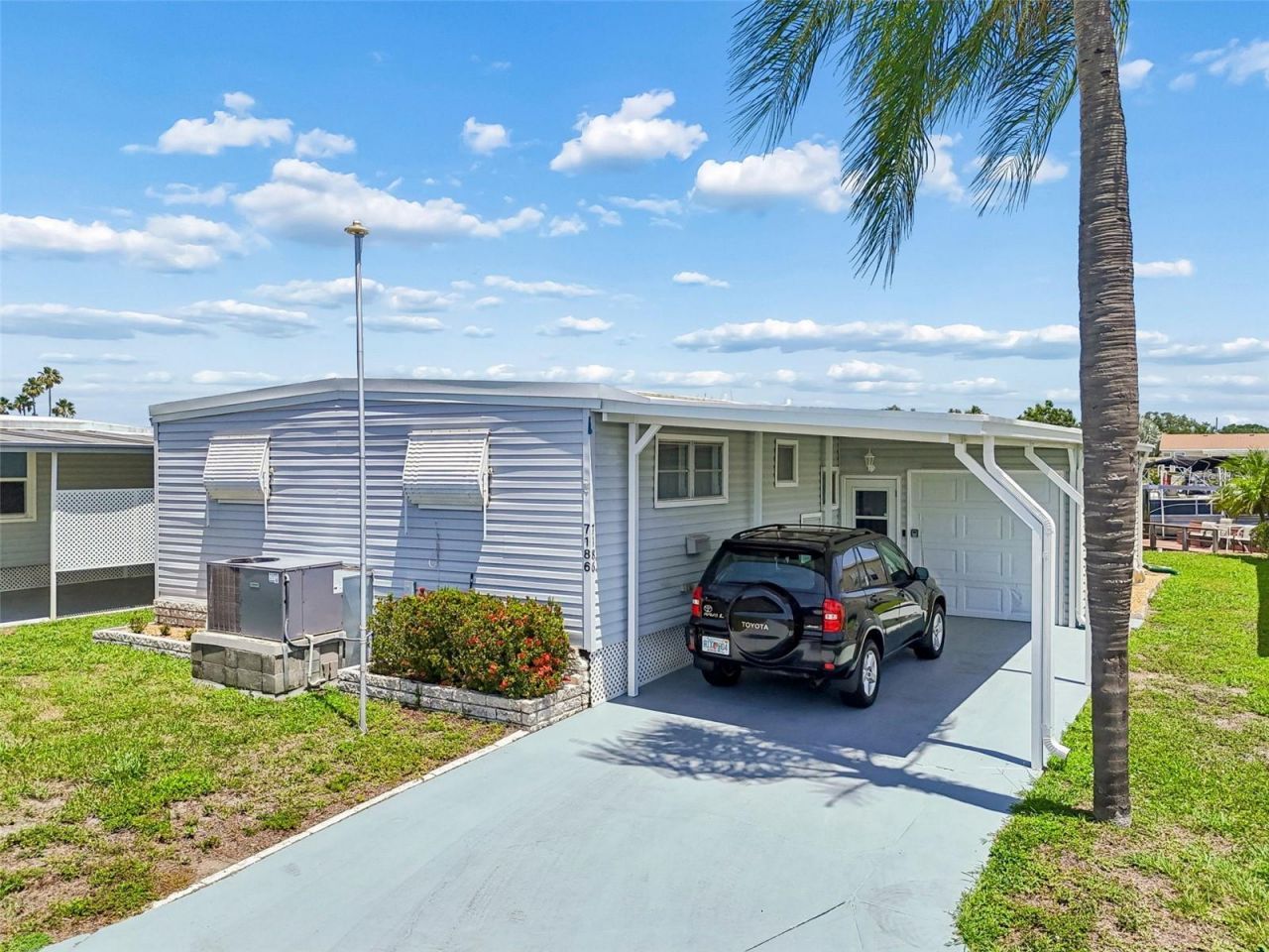 7186 Mount Arlington Drive Ne, Unit 421, Saint Petersburg, FL 33702 Photo