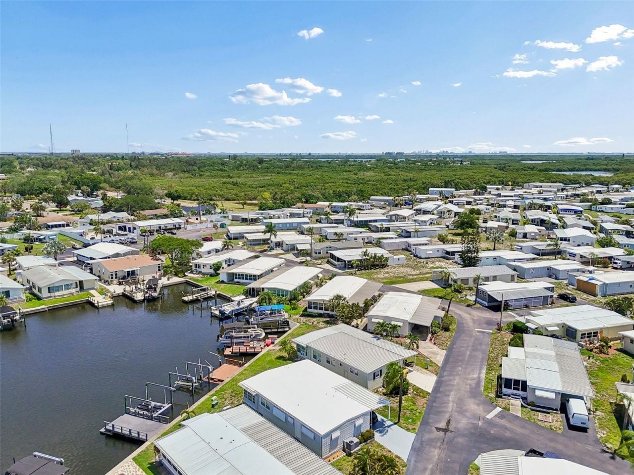 7186 Mount Arlington Drive Ne, Unit 421, Saint Petersburg, FL 33702 Photo