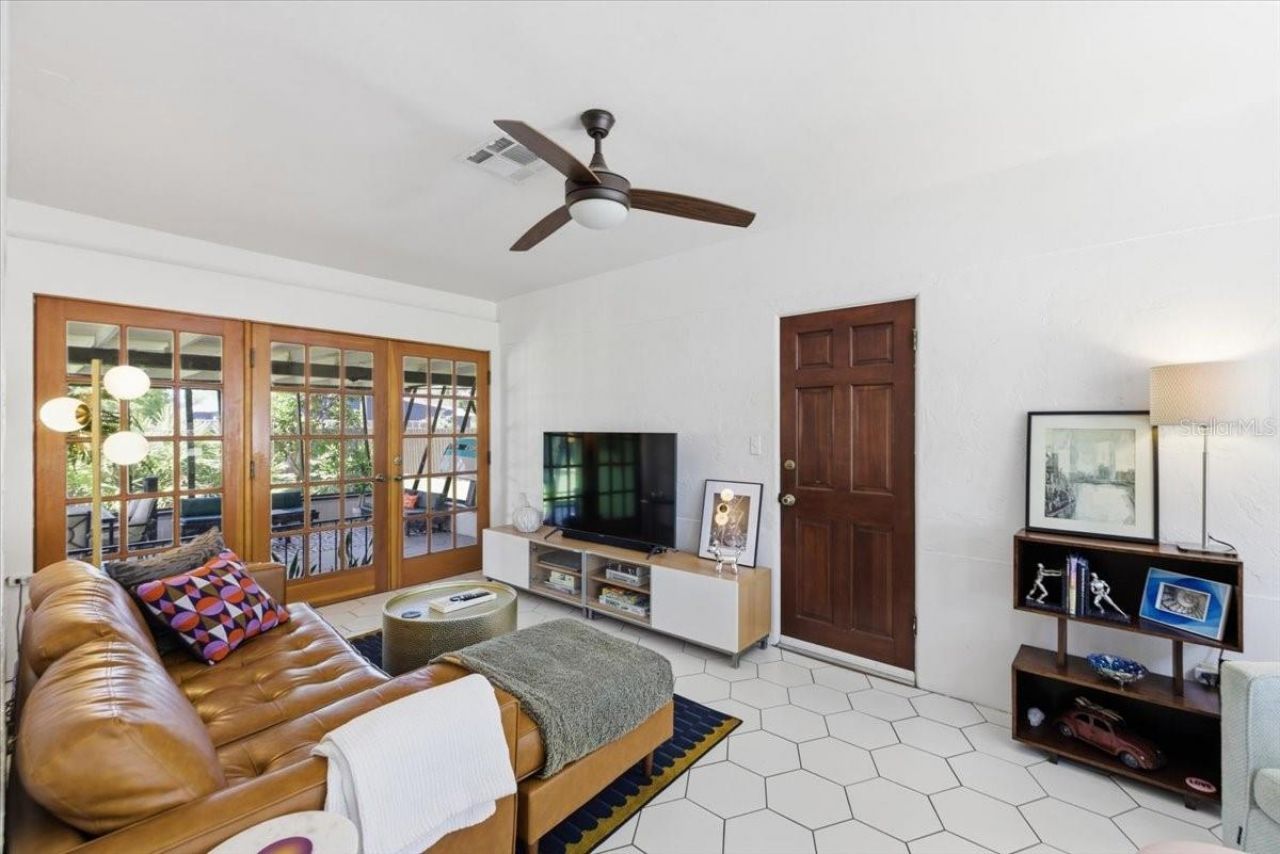 2411 Covina Way S, Saint Petersburg, FL 33712 Photo