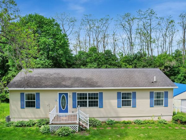 31 Oak Street, Hoosick Falls, NY 12090