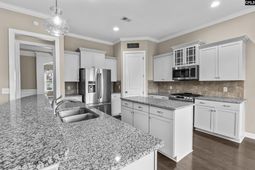 617 River Falls Lane  photo 4