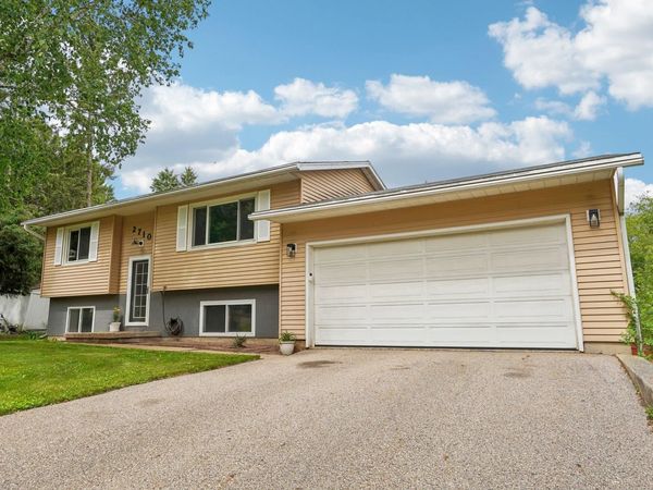 2710 Golden Gate Way, Madison, WI 53713