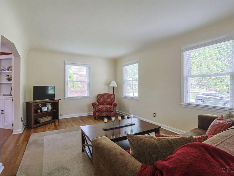 7304 Richmond Avenue, Cincinnati, OH 45236 Photo 5