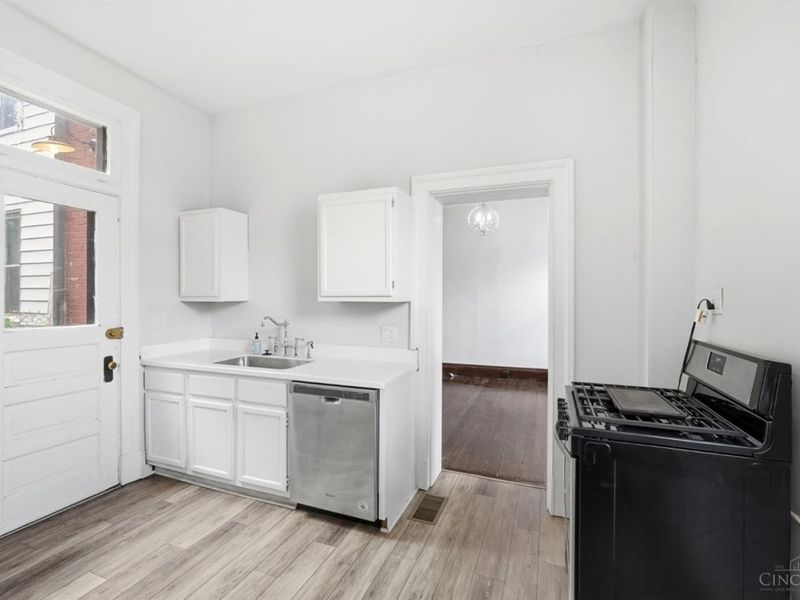 2412 Fairview Avenue, Cincinnati, OH 45219 Photo 33