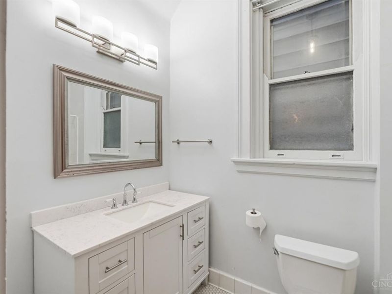 2412 Fairview Avenue, Cincinnati, OH 45219 Photo 36