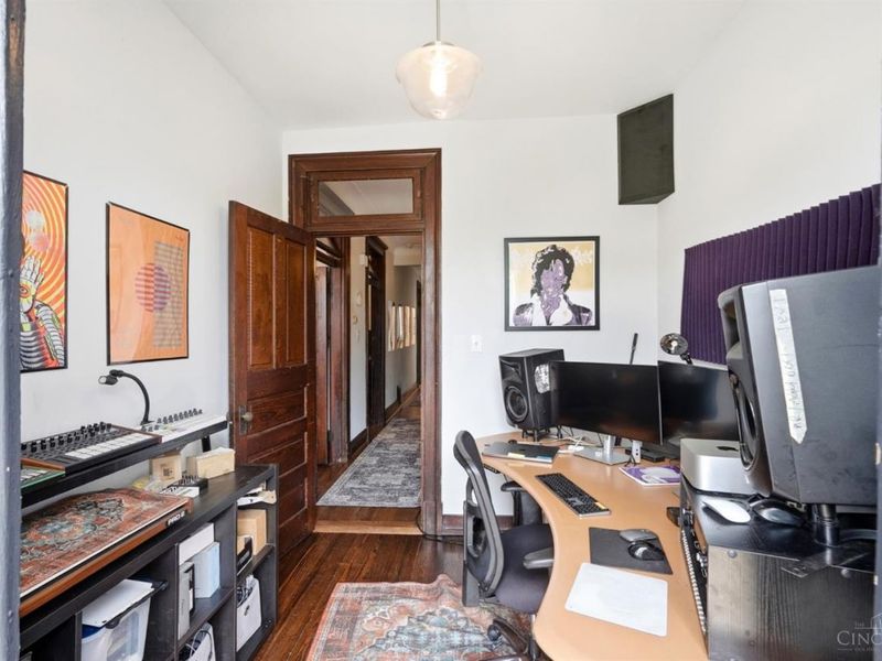 2412 Fairview Avenue, Cincinnati, OH 45219 Photo 77