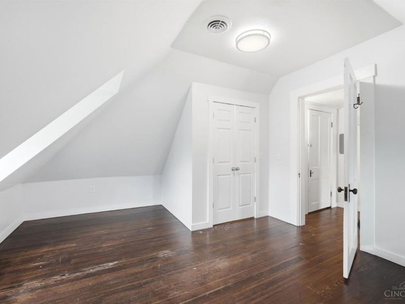 2412 Fairview Avenue, Cincinnati, OH 45219 Photo 78