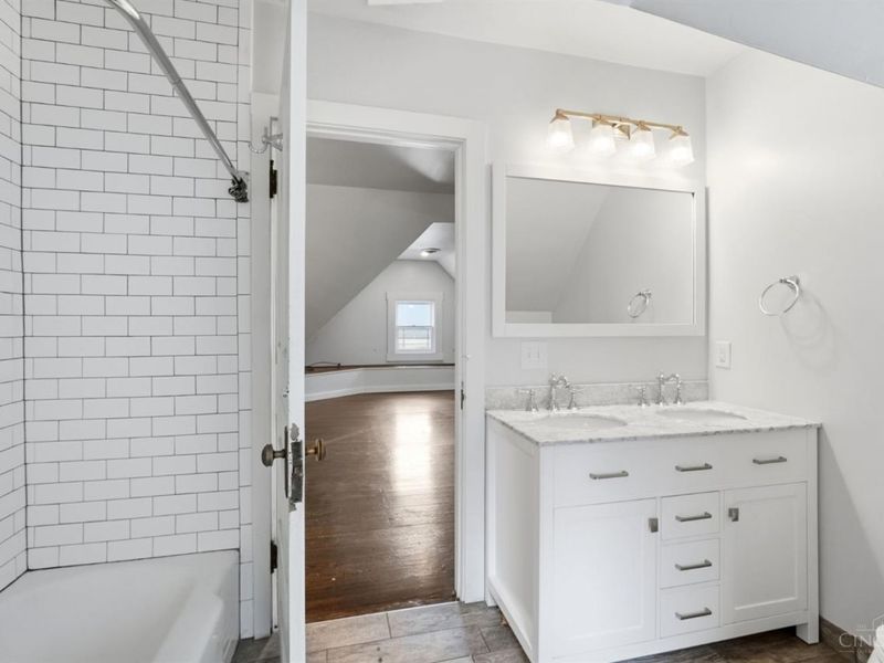 2412 Fairview Avenue, Cincinnati, OH 45219 Photo 80