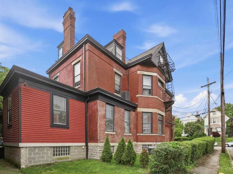 2412 Fairview Avenue, Cincinnati, OH 45219 Photo 91