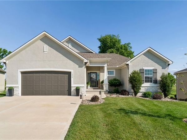1008 Churchill Circle, Raymore, MO 64083