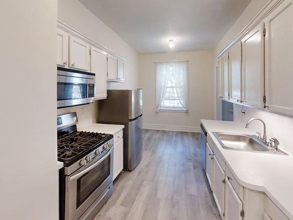 445 Gramatan Avenue , Unit FC2, Fleetwood, NY 10552