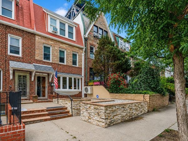 2059 33rd Street , Astoria, NY 11105
