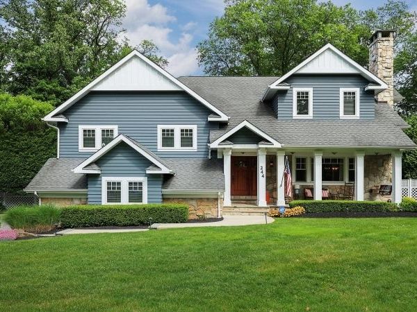 244 Pembrook Rd, Mountainside, NJ 07092
