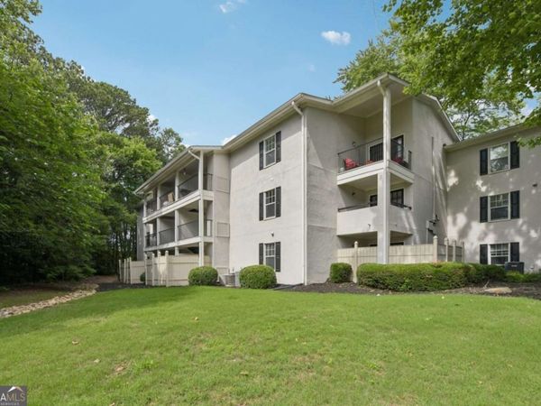1150 Collier Road NW, Unit 15J, Atlanta, GA 30318
