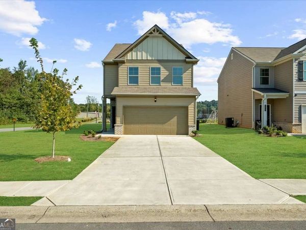 300 Harrison Dr., Calhoun, GA 30701