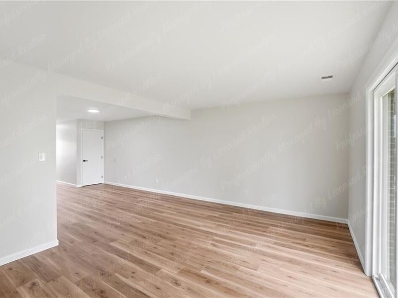 539 N Broad Street, Fairborn, OH 45324 Photo 9
