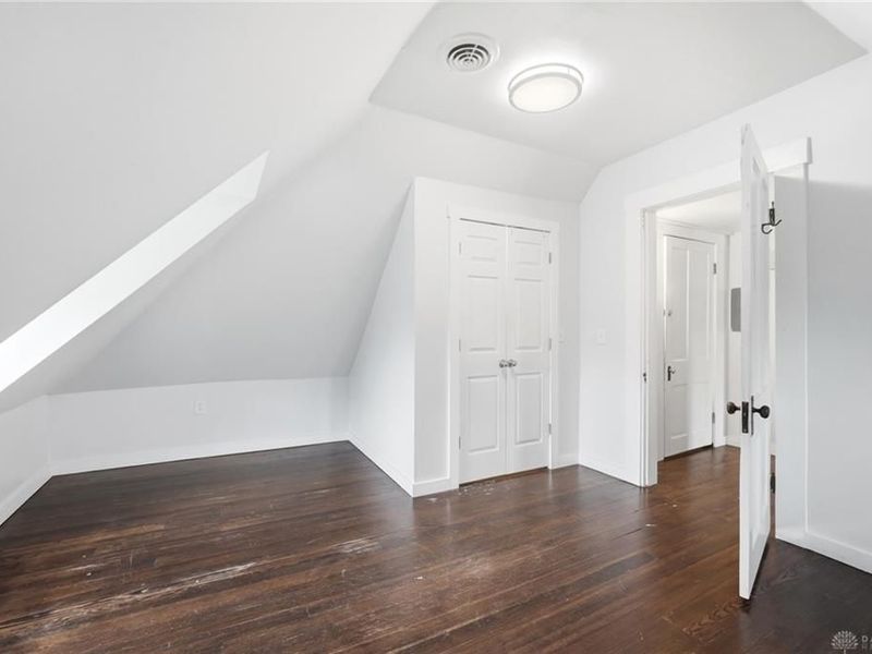 2412 Fairview Avenue, Cincinnati, OH 45219 Photo 30