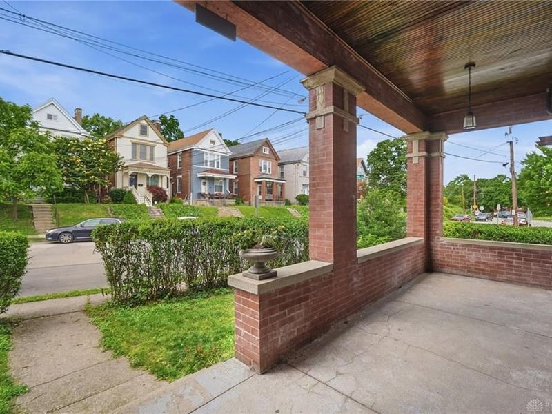 2412 Fairview Avenue, Cincinnati, OH 45219 Photo 4