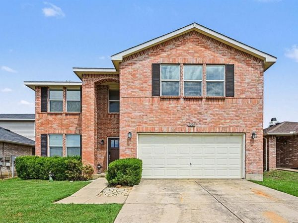 6220 Thoroughbred Trail , Denton, TX 76210