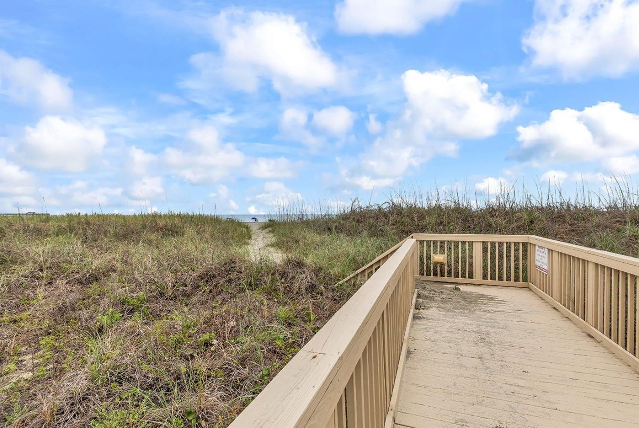 9600 Shore Dr.  Photo 21