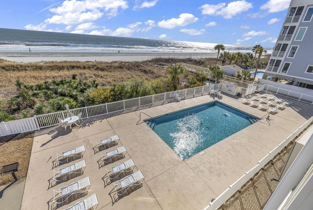 9600 Shore Dr.  Photo 30