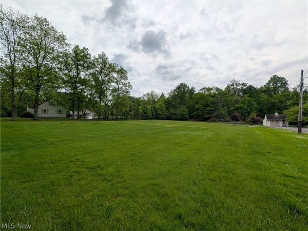 W Western Reserve Road , Canfield, OH 44406