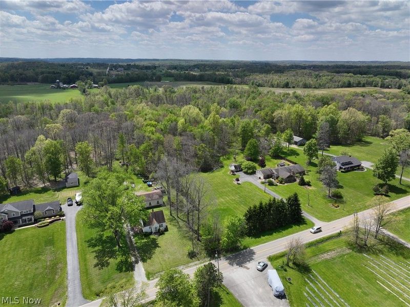 W Western Reserve Road , Canfield, OH 44406 Photo 13