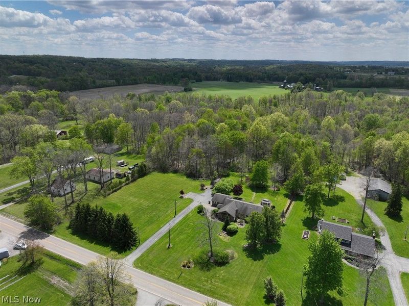 W Western Reserve Road , Canfield, OH 44406 Photo 14