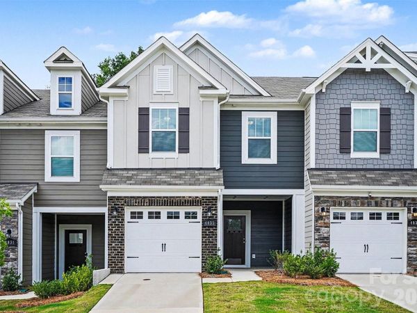 4035 Lawnview Drive , Charlotte, NC 28269