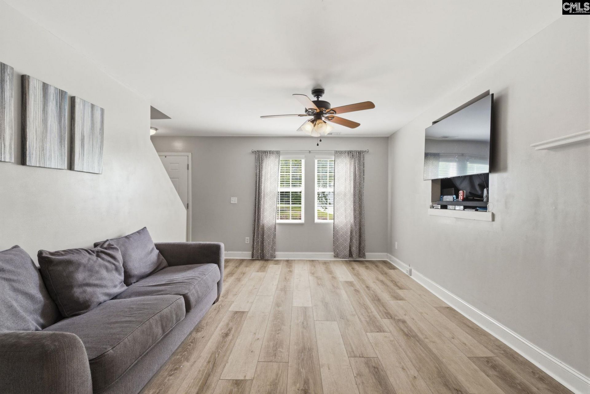 420 Forest Grove Circle  Photo 11