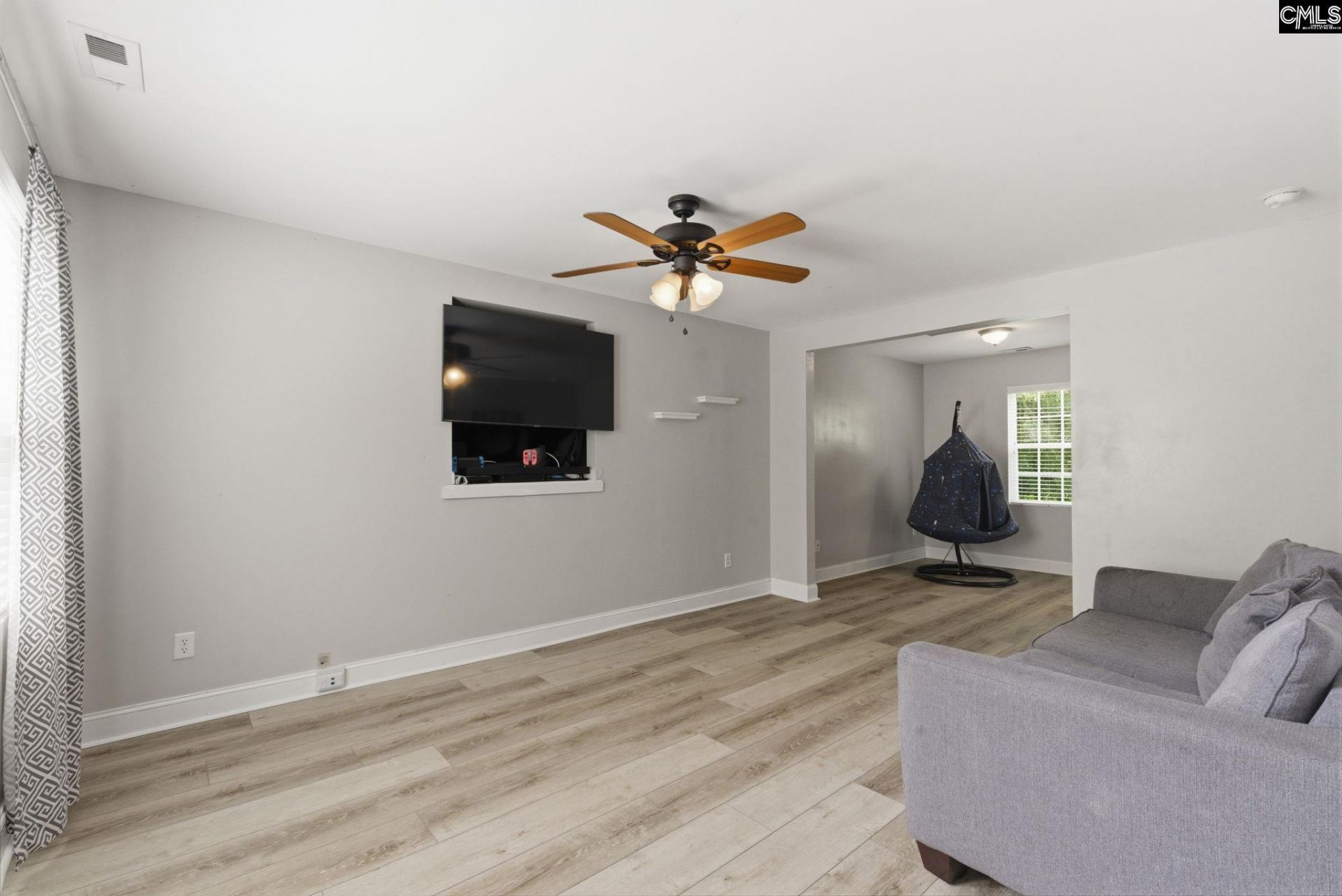 420 Forest Grove Circle  Photo 13