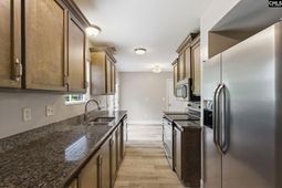 420 Forest Grove Circle  photo 4