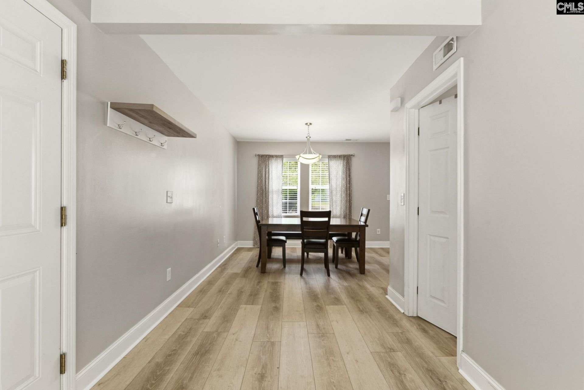420 Forest Grove Circle  Photo 7