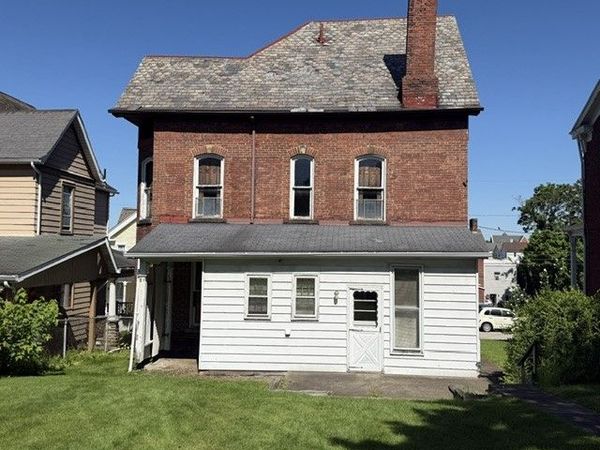 17 Eagle Street, Mount Pleasant, PA 15666