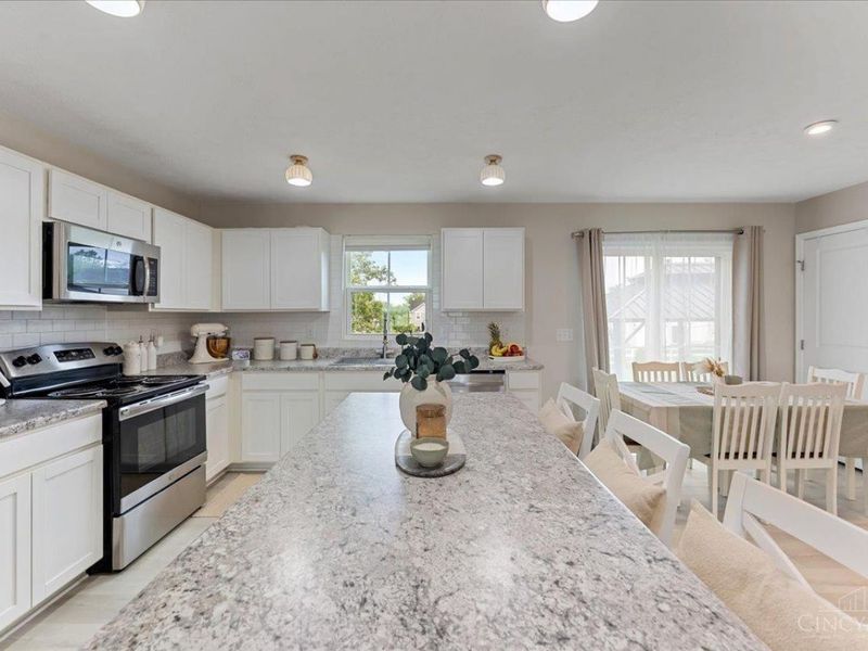 5730 Jo Anne Rose Court, Morrow, OH 45152 Photo 8