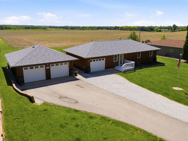221 Washington Street, Eldora, IA 50627
