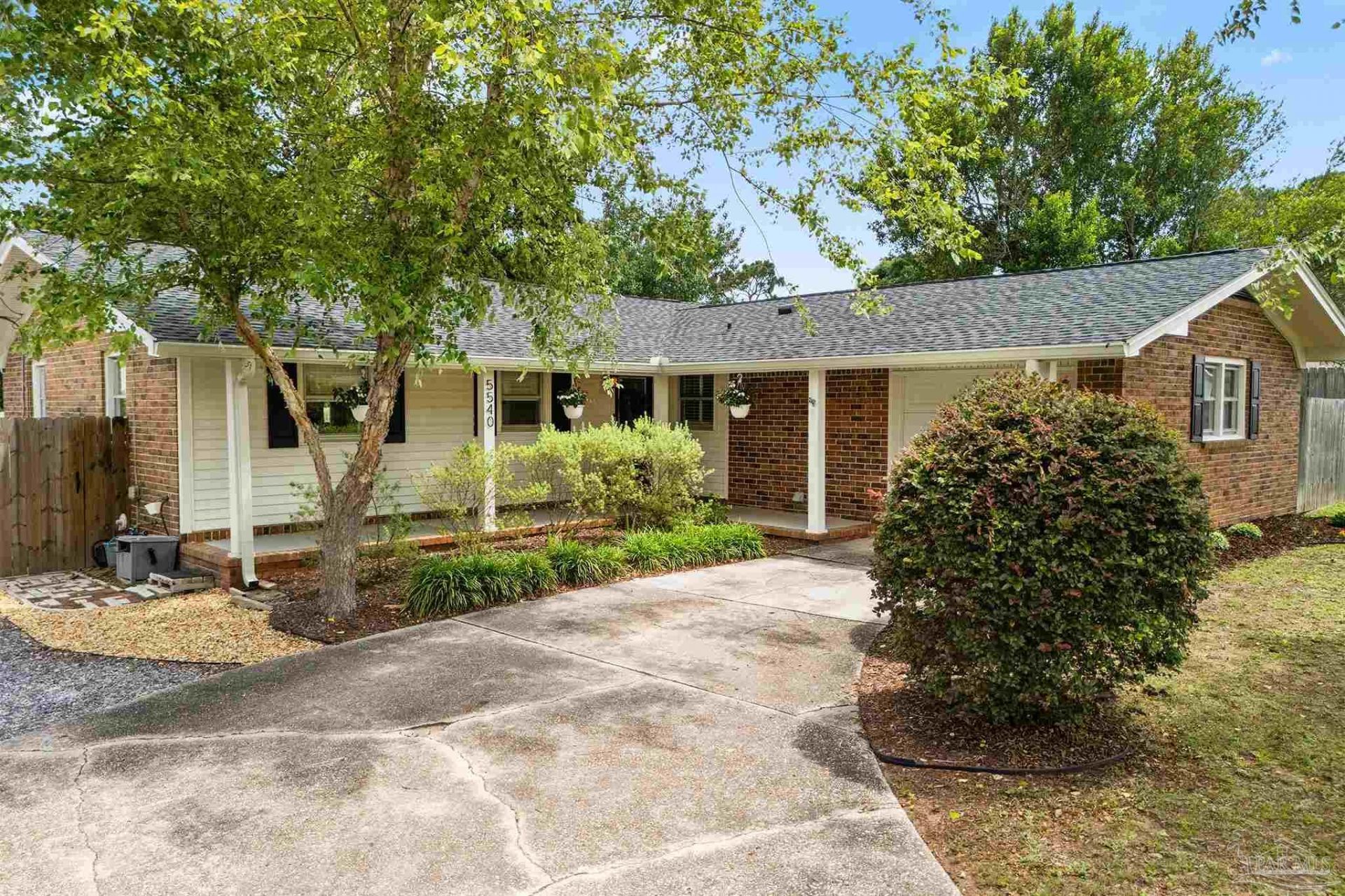 5540 Leesway Blvd, Pensacola, FL 32504 Main Photo