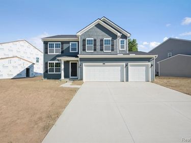 362 Hidden River W, Holly Township, Mi 48442